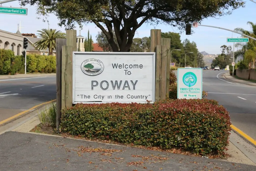 limo service in Poway 92064